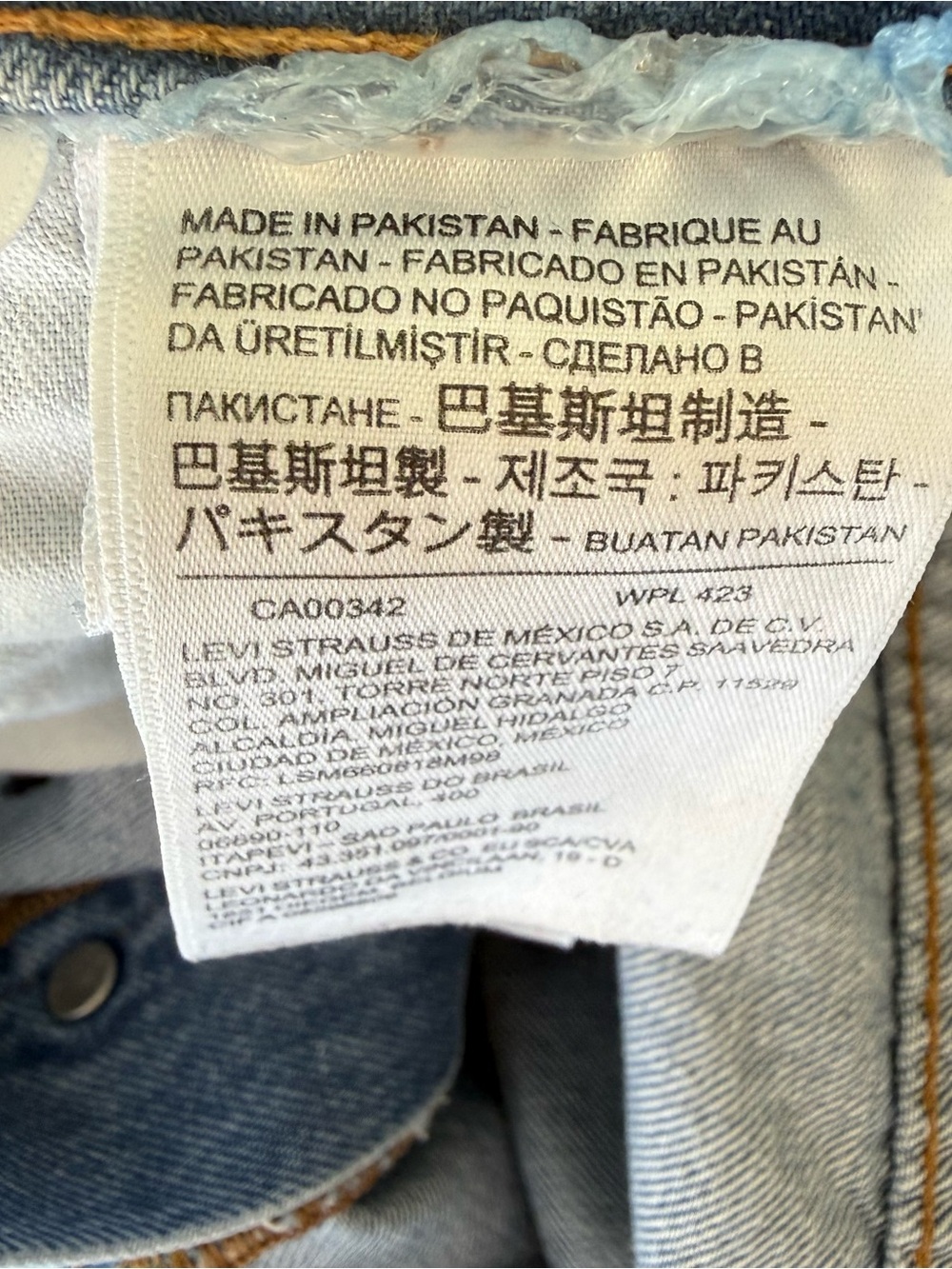 Levi’s 501 Jeans straight legs SZ 36 /32 light Blue Button fly logo Cotton - Picture 8 of 9